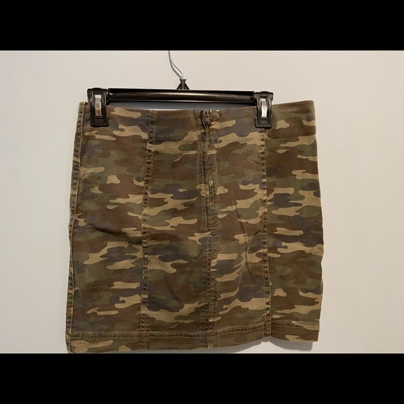 Free People Camo Skirt - Picture 3 of 4